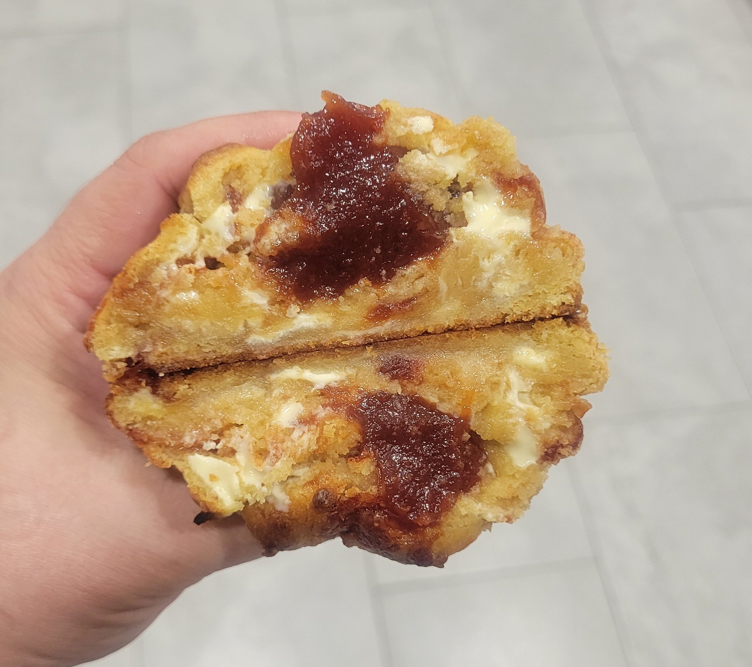 Coco/Guava Cookie